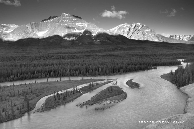 Natural landscapes: the glorious valley view